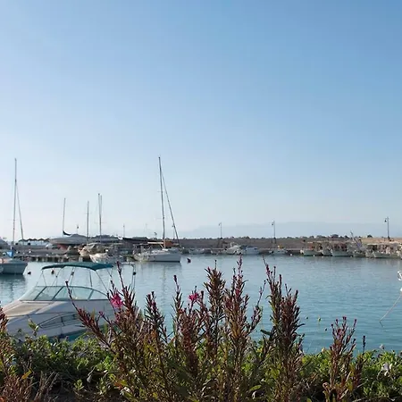 Destinesia Luxury Apt With Balcony,4min From The Sea *
