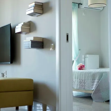 Destinesia Luxury Apt With Balcony,4min From The Sea Appartamento