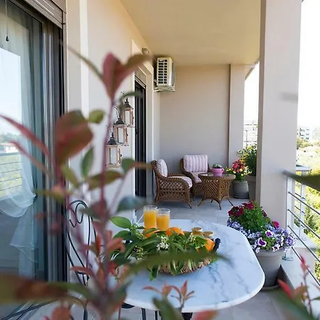 Destinesia Luxury Apt With Balcony,4min From The Sea Appartamento Xylokastro