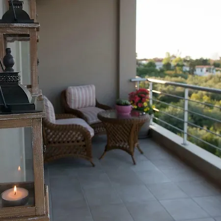 Destinesia Luxury Apt With Balcony,4min From The Sea * Xylokastro
