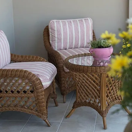 Destinesia Luxury Apt With Balcony,4min From The Sea * غزيلوكاسترون